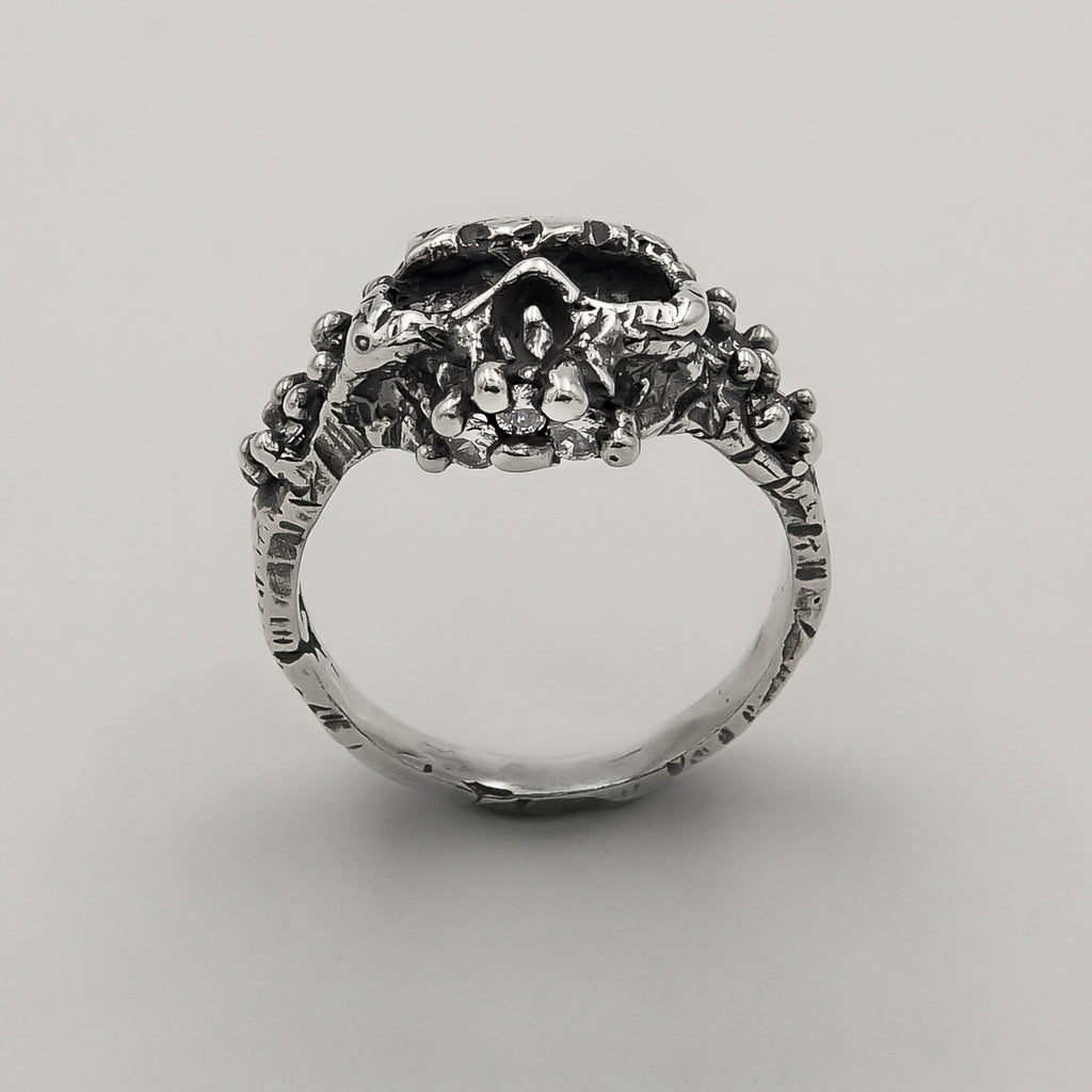 Grave Skull Zirconia Ring