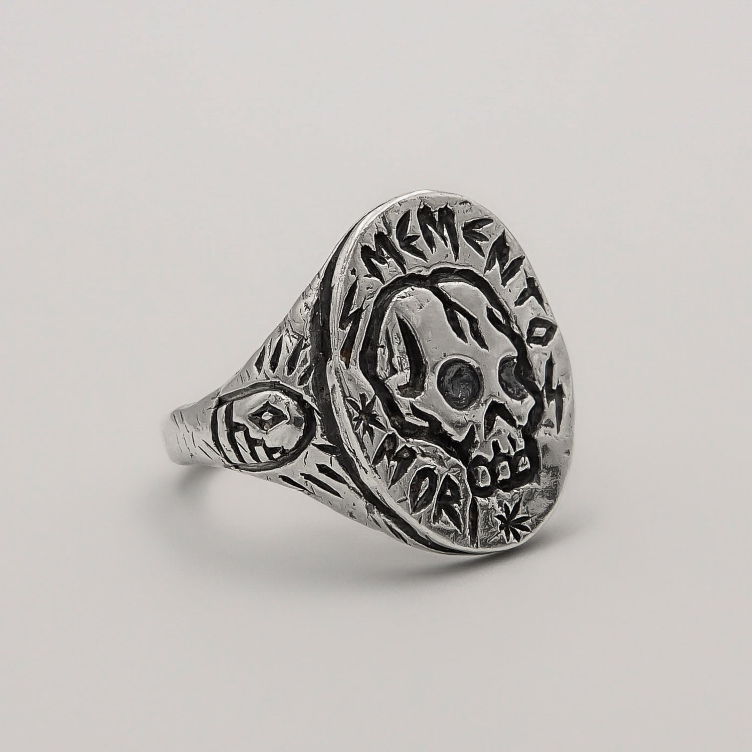 Memento Mori Ring