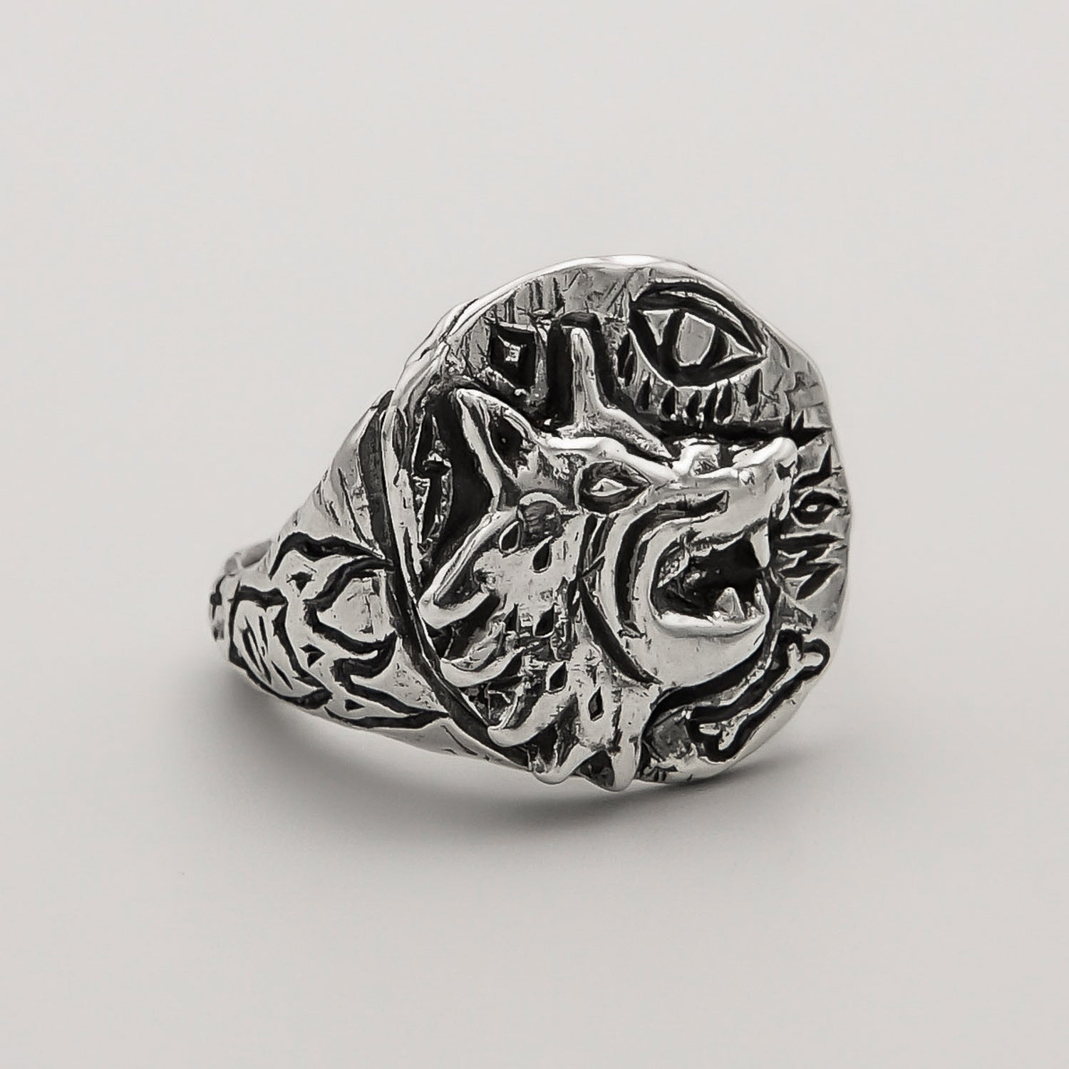 Old Wolf Ring