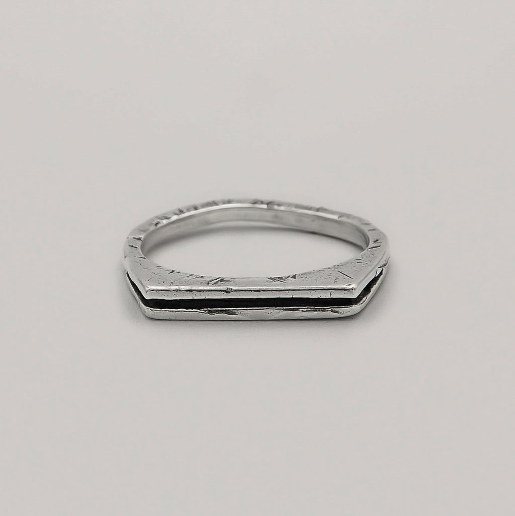 Pure Line Ring