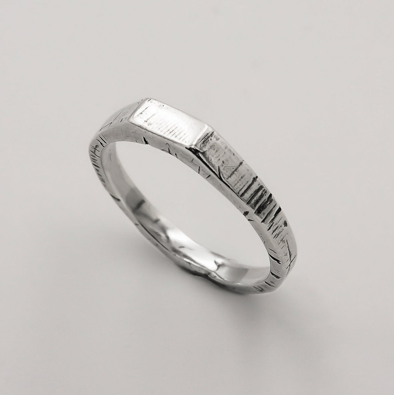 Slash Ring