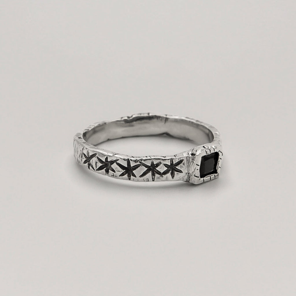 Star Line Onyx Ring